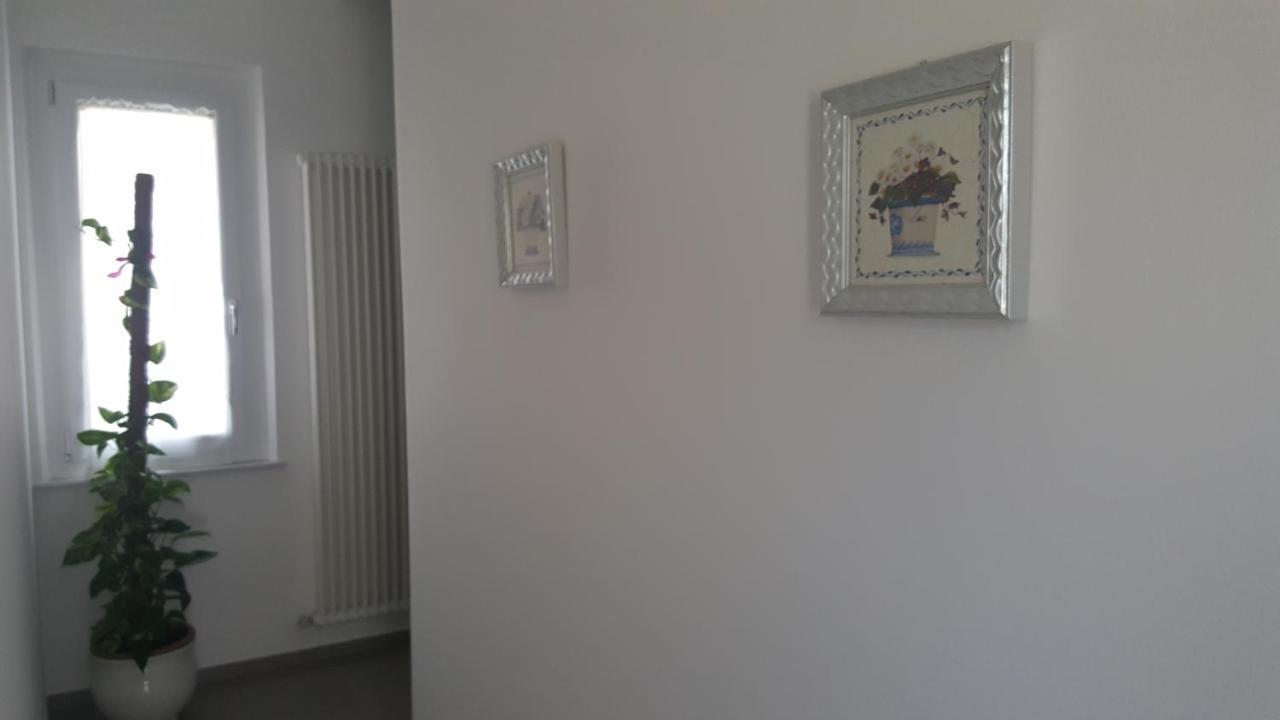 B&B "Al Colle 11" Fano Exteriör bild